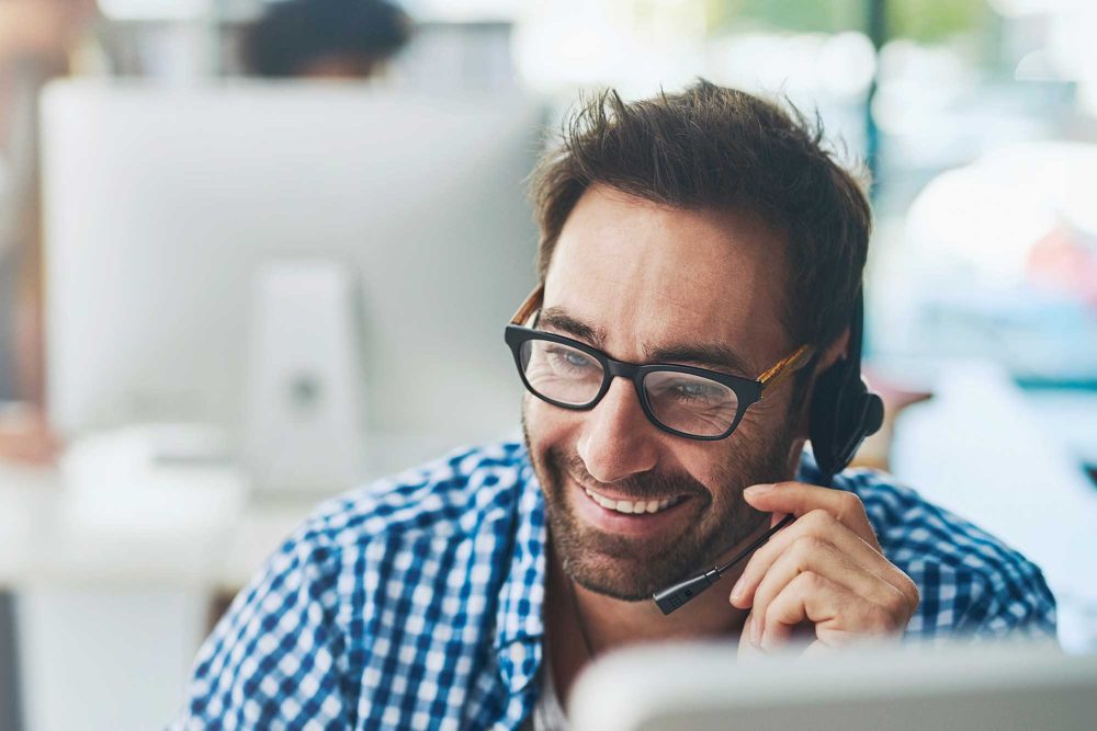 Étudiants-en-école-de-commerce-développant-leurs-soft-skills-à-l’oral
